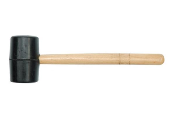 Gumikalapács 63 mm, fa nyéllel Kód:233900